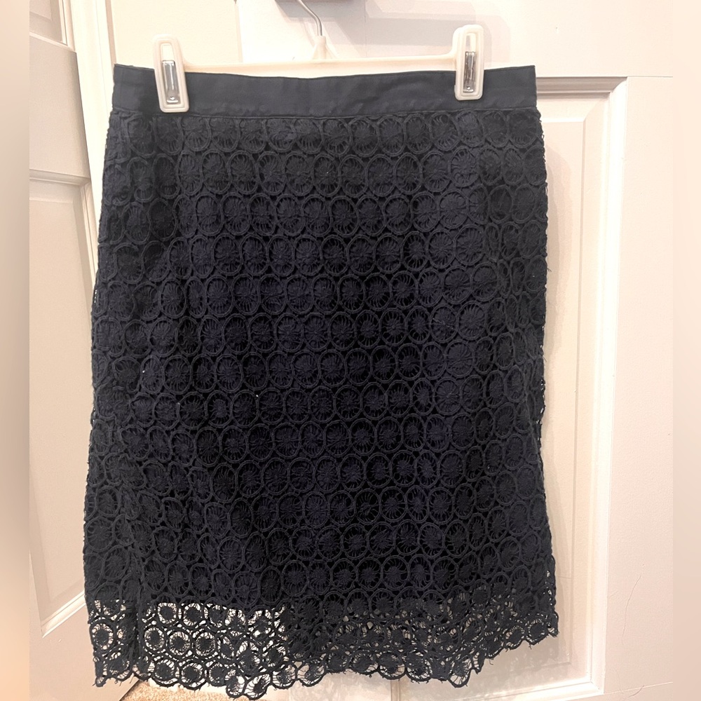 LOFT navy blue eyelet skirt -size 0